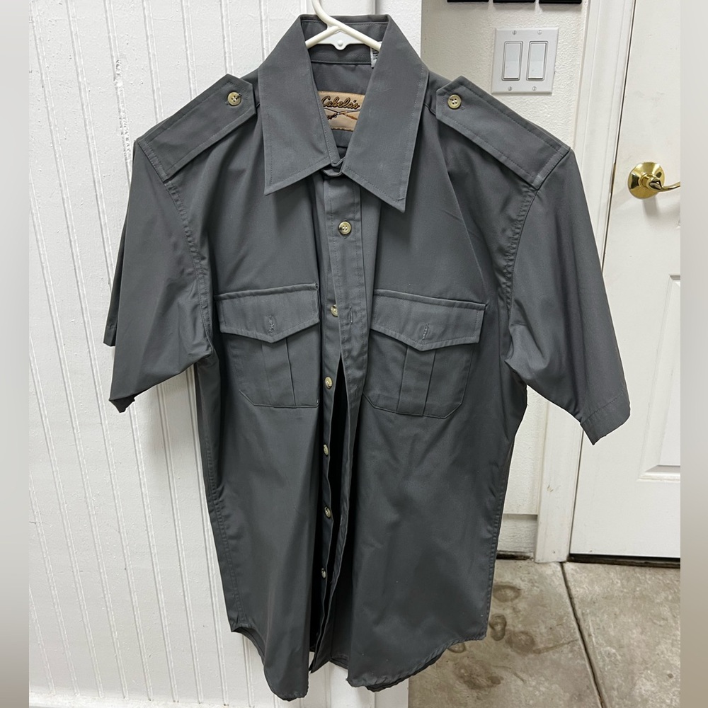 Vintage Men’s Medium Gray Cabela’s Button Down Hunting Shirt